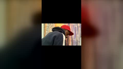 Snapshot of whyou12 chatting on November 25, 2025, 6:08 pm whyou12 online show from November 25, 2025, 6:08 pm