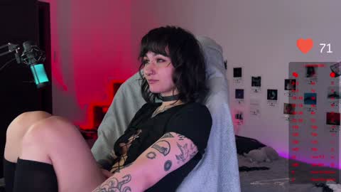 iggy iggz online show from January 8, 2025, 1:00 am