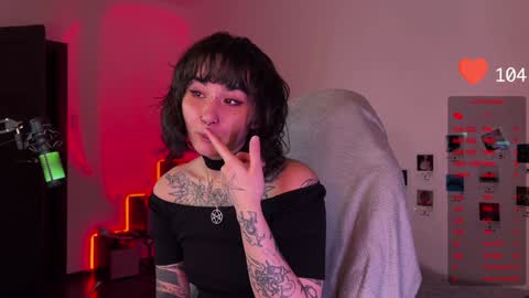 iggy iggz online show from January 12, 2025, 11:47 pm