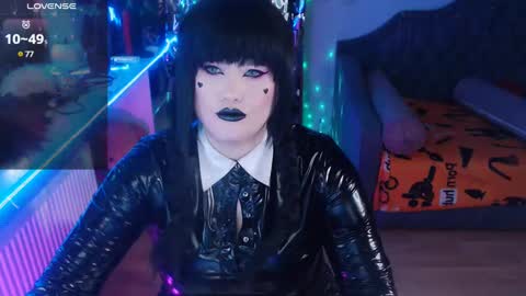 Laura  online show from January 23, 2025, 4:52 am