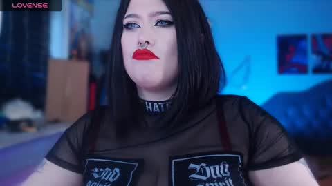 Laura  online show from January 25, 2025, 12:47 pm