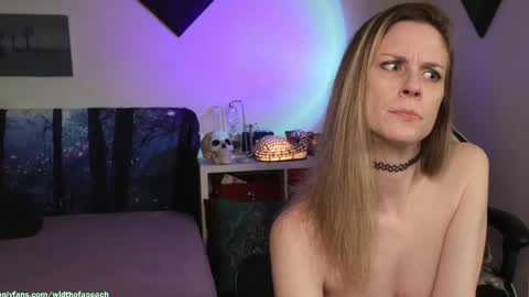 Gretchen  Jimmy online show from October 4, 2025, 5:27 am