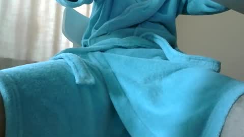 Snapshot of wifewatcher123 chatting on May 9, 2026, 7:13 am wifewatcher123 online show from May 9, 2026, 7:13 am