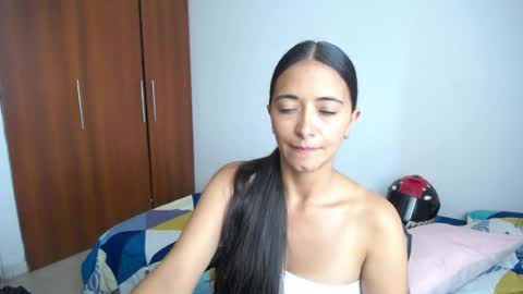 Snapshot of wifhot chatting on June 6, 2026, 11:26 am Ilauren online show from June 6, 2026, 11:26 am
