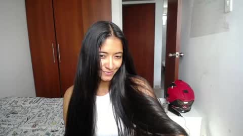 Snapshot of wifhot chatting on August 1, 2026, 12:04 pm Ilauren online show from August 1, 2026, 12:04 pm