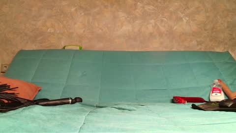 Snapshot of wild_lonely_flower chatting on January 27, 2025, 11:22 am Anny online show from January 27, 2025, 11:22 am