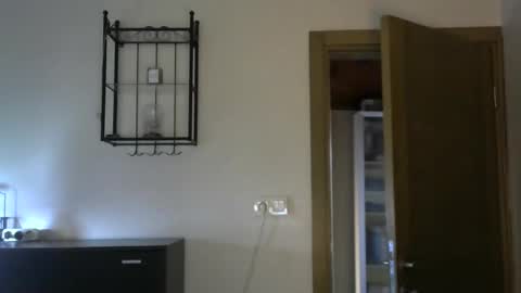 Snapshot of wild_silk_desire chatting on January 26, 2025, 2:41 pm Alina online show from January 26, 2025, 2:41 pm