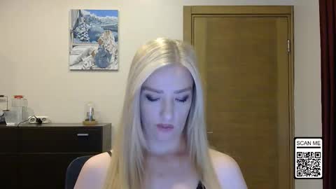 Snapshot of wild_silk_desire chatting on September 11, 2025, 12:38 pm Alina online show from September 11, 2025, 12:38 pm