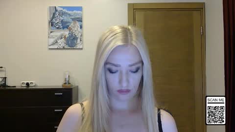 Snapshot of wild_silk_desire chatting on September 14, 2025, 12:59 pm Alina online show from September 14, 2025, 12:59 pm