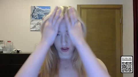 Snapshot of wild_silk_desire chatting on September 22, 2025, 1:02 pm Alina online show from September 22, 2025, 1:02 pm