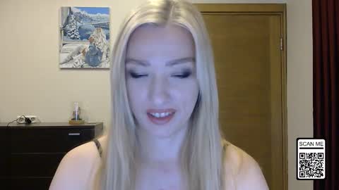 Snapshot of wild_silk_desire chatting on September 25, 2025, 1:26 pm Alina online show from September 25, 2025, 1:26 pm