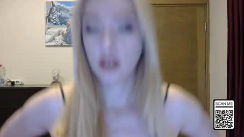 Snapshot of wild_silk_desire chatting on October 5, 2025, 1:09 pm Alina online show from October 5, 2025, 1:09 pm