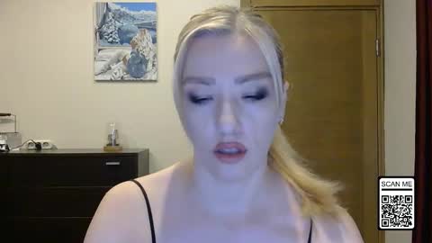 Snapshot of wild_silk_desire chatting on October 7, 2025, 1:30 pm Alina online show from October 7, 2025, 1:30 pm