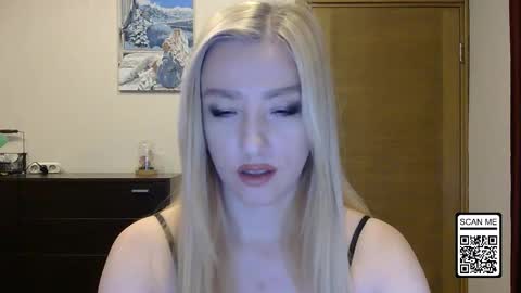 Snapshot of wild_silk_desire chatting on October 10, 2025, 1:54 pm Alina online show from October 10, 2025, 1:54 pm