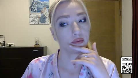 Snapshot of wild_silk_desire chatting on October 11, 2025, 2:04 pm Alina online show from October 11, 2025, 2:04 pm