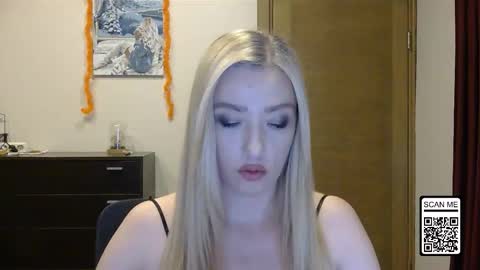 Snapshot of wild_silk_desire chatting on October 31, 2025, 4:52 pm Alina online show from October 31, 2025, 4:52 pm