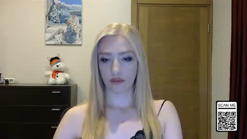 Snapshot of wild_silk_desire chatting on November 14, 2025, 2:16 pm Alina online show from November 14, 2025, 2:16 pm