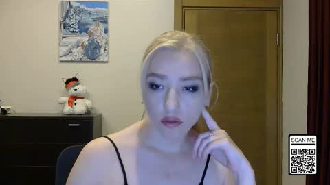 Snapshot of wild_silk_desire chatting on November 15, 2025, 3:08 pm Alina online show from November 15, 2025, 3:08 pm