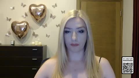 Snapshot of wild_silk_desire chatting on May 25, 2026, 2:56 pm Alina online show from May 25, 2026, 2:56 pm