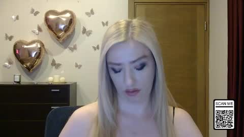 Snapshot of wild_silk_desire chatting on May 26, 2026, 3:08 pm Alina online show from May 26, 2026, 3:08 pm