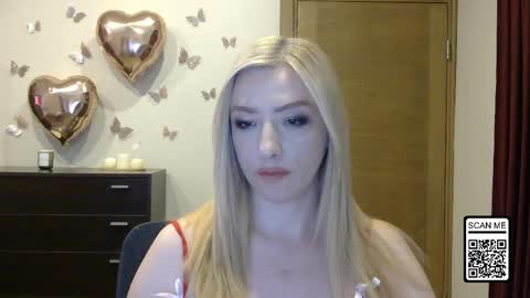Snapshot of wild_silk_desire chatting on May 30, 2026, 2:58 pm Alina online show from May 30, 2026, 2:58 pm