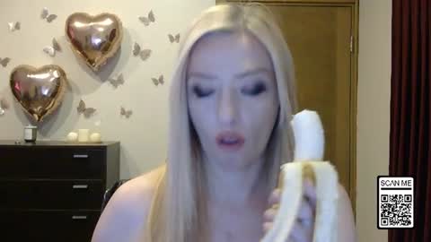 Snapshot of wild_silk_desire chatting on June 16, 2026, 4:20 pm Alina online show from June 16, 2026, 4:20 pm