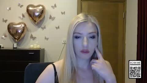 Snapshot of wild_silk_desire chatting on June 20, 2026, 5:16 pm Alina online show from June 20, 2026, 5:16 pm