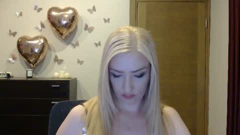Snapshot of wild_silk_desire chatting on June 26, 2026, 4:55 pm Alina online show from June 26, 2026, 4:55 pm