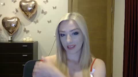 Snapshot of wild_silk_desire chatting on July 25, 2026, 4:26 pm Alina online show from July 25, 2026, 4:26 pm
