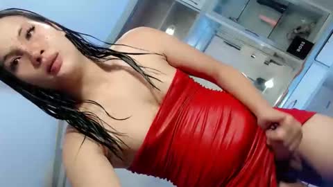 Snapshot of wildest_dream1 chatting on October 7, 2025, 2:36 pm wildest_dream1 online show from October 7, 2025, 2:36 pm