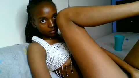 Snapshot of wildflowr chatting on July 3, 2026, 4:24 pm wildflowr online show from July 3, 2026, 4:24 pm