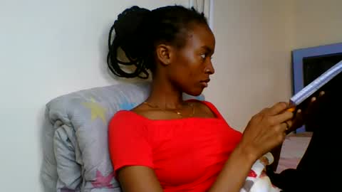 Snapshot of wildflowr chatting on July 7, 2026, 8:51 am wildflowr online show from July 7, 2026, 8:51 am