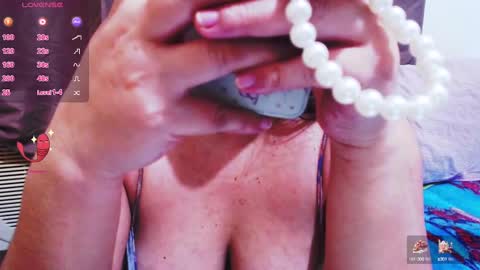 Snapshot of wildhotasianx chatting on December 25, 2024, 1:51 pm wildhotasianx online show from December 25, 2024, 1:51 pm