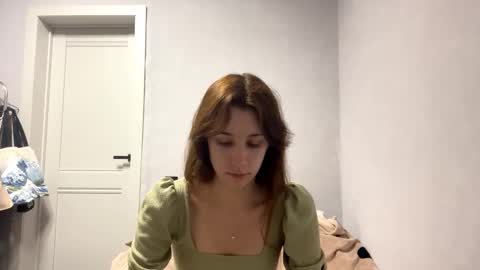 wildpeachh online show from November 5, 2025, 6:08 pm