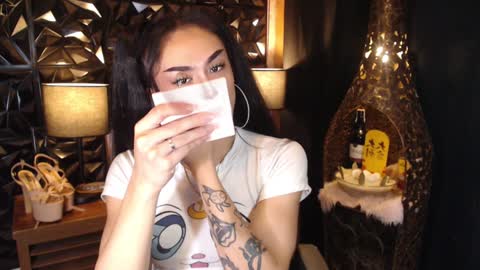 Snapshot of wildroxie chatting on February 8, 2025, 10:51 pm ROXIE online show from February 8, 2025, 10:51 pm