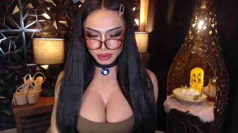 Snapshot of wildroxie chatting on March 3, 2025, 1:10 am ROXIE online show from March 3, 2025, 1:10 am