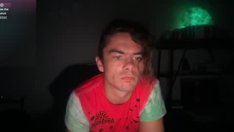 Snapshot of wildtravis chatting on June 25, 2026, 9:03 am wildtravis online show from June 25, 2026, 9:03 am