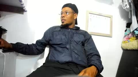 Snapshot of wilfer484725 chatting on June 5, 2026, 1:45 am wilfer online show from June 5, 2026, 1:45 am