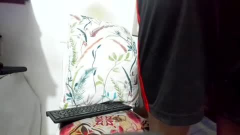 Snapshot of wilfer484725 chatting on July 13, 2026, 12:19 pm wilfer online show from July 13, 2026, 12:19 pm