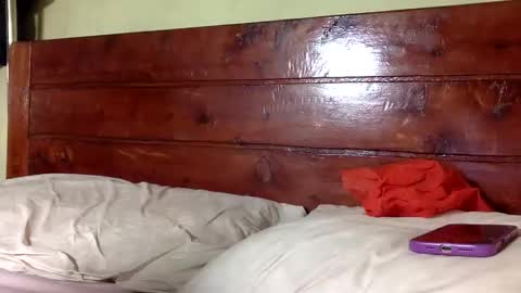 Willa Sara online show from March 11, 2026, 8:42 am