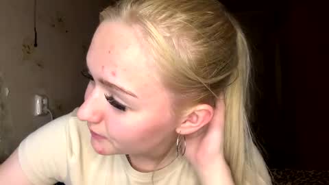 Snapshot of willettealfiero chatting on April 20, 2026, 3:26 pm Sophia online show from April 20, 2026, 3:26 pm