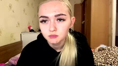 Snapshot of willettealfiero chatting on April 24, 2026, 4:42 pm Sophia online show from April 24, 2026, 4:42 pm