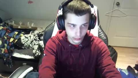 willfro_ online show from December 23, 2025, 4:43 am