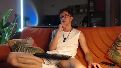 William online show from April 26, 2026, 1:42 pm