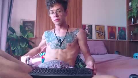Snapshot of william_henry_a chatting on June 22, 2026, 1:40 am William online show from June 22, 2026, 1:40 am