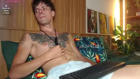 Snapshot of william_henry_a chatting on July 18, 2026, 11:47 am William online show from July 18, 2026, 11:47 am