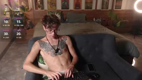 Snapshot of william_henry_a chatting on July 26, 2026, 10:22 am William online show from July 26, 2026, 10:22 am