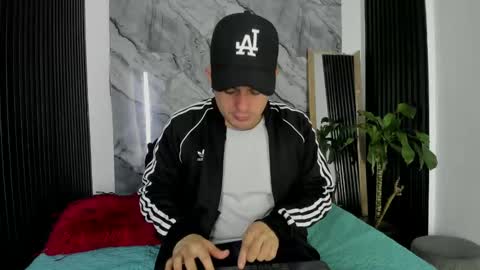 William Steel online show from September 11, 2025, 11:43 am