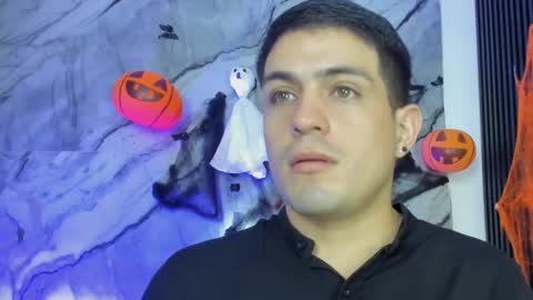 Snapshot of william_steel_ chatting on October 19, 2025, 4:24 am William Steel online show from October 19, 2025, 4:24 am