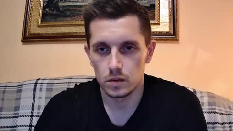 Snapshot of williamarron93 chatting on December 16, 2025, 1:43 am williamarron93 online show from December 16, 2025, 1:43 am